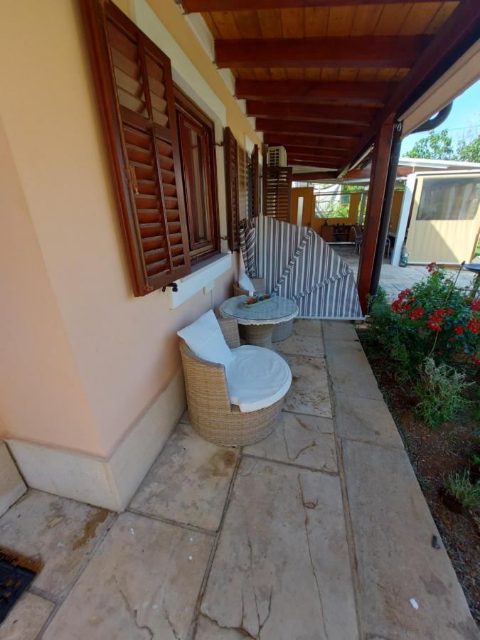 Guesthouse Istra Premantura Eksteriør bilde